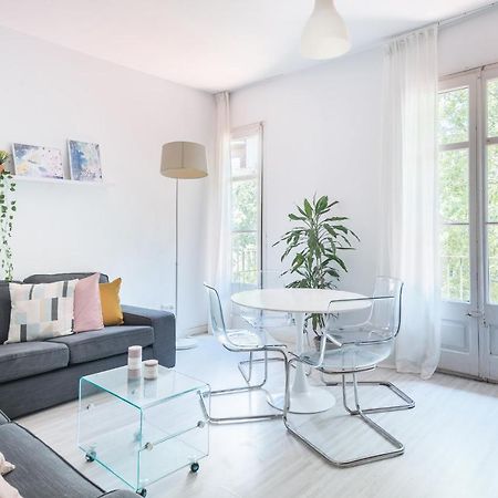 Spacious 3 Bed Apt In The Heart Of Sant Antoni Barcelone Extérieur photo