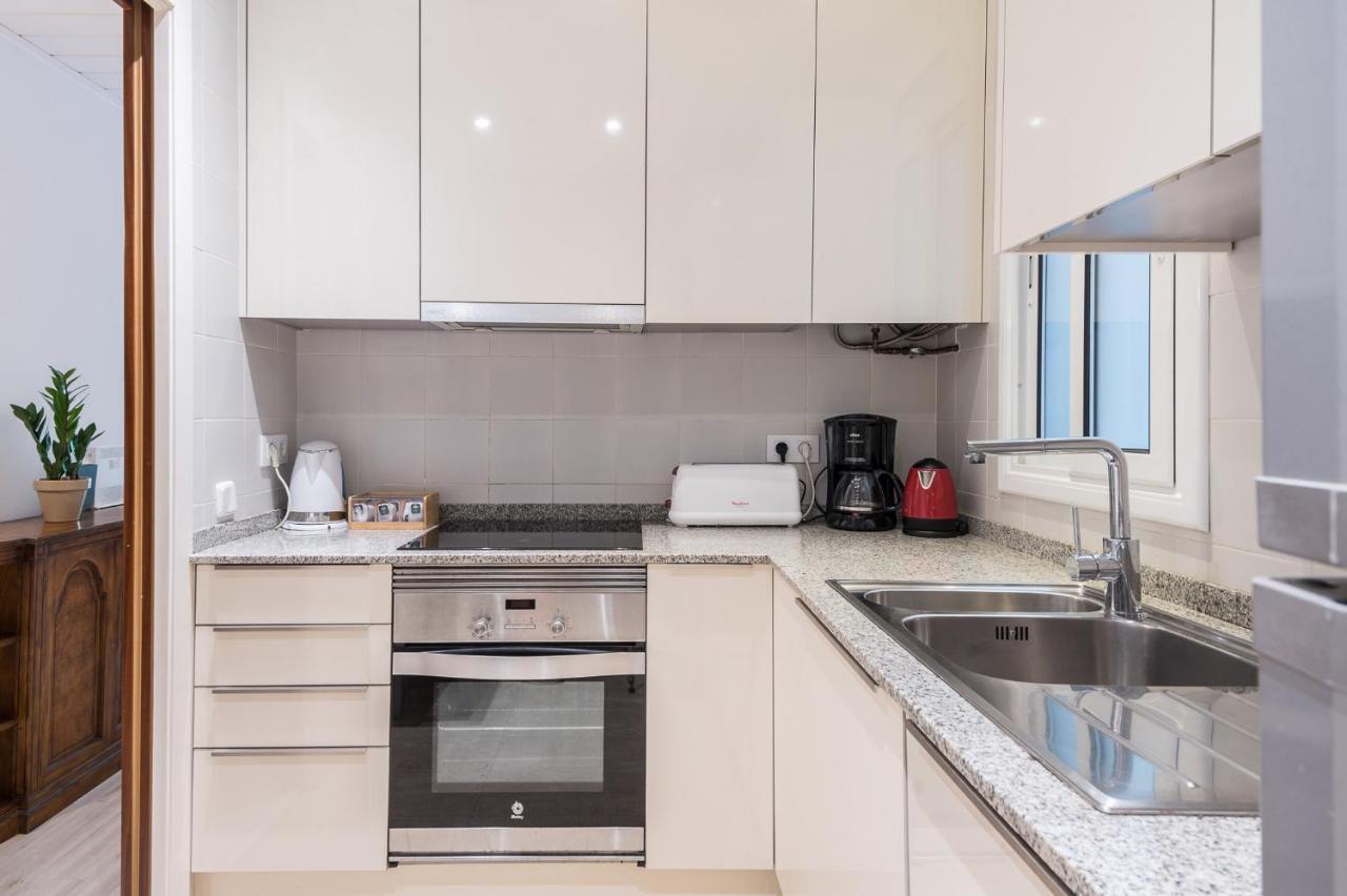 Spacious 3 Bed Apt In The Heart Of Sant Antoni Barcelone Extérieur photo