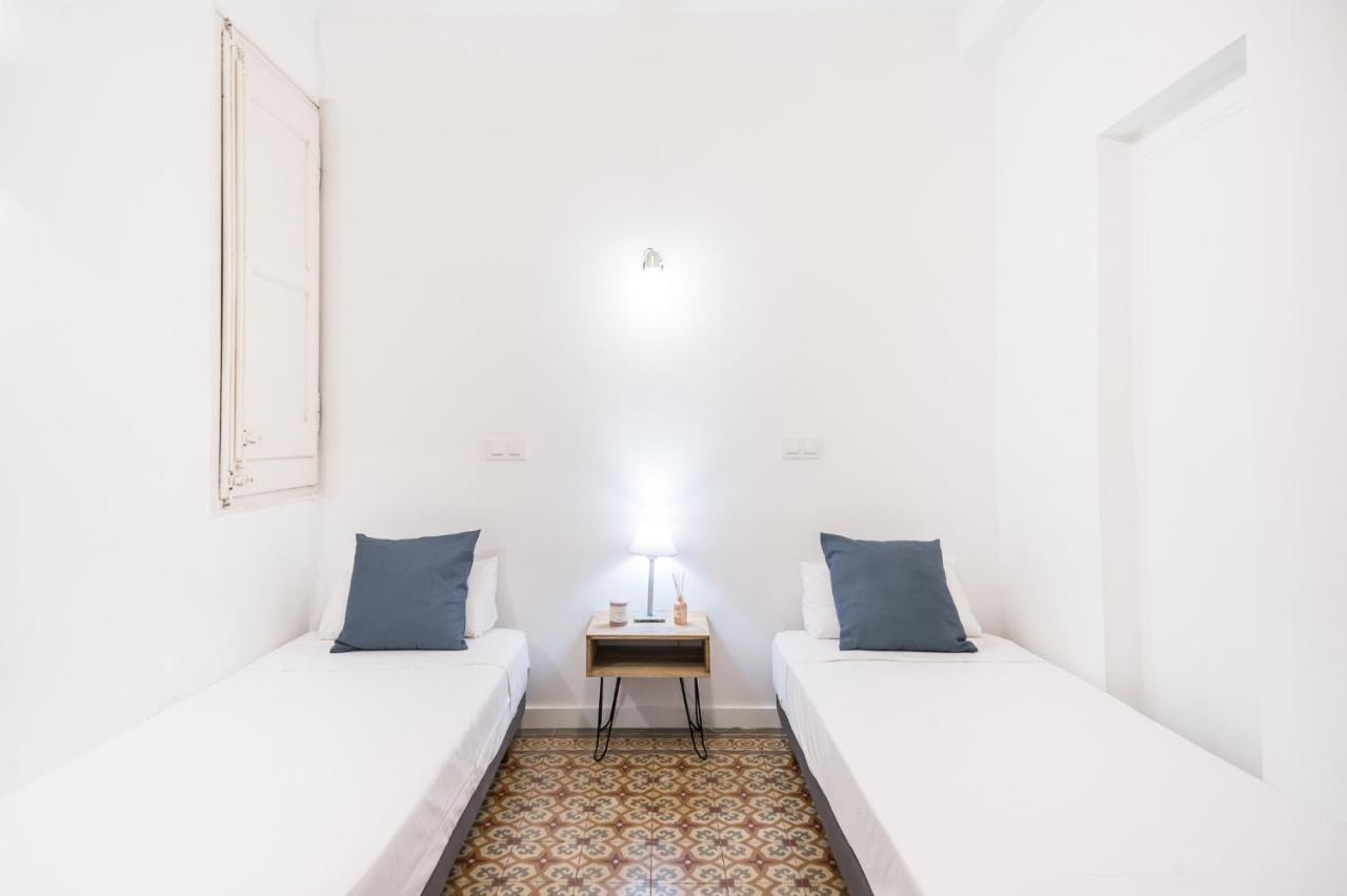 Spacious 3 Bed Apt In The Heart Of Sant Antoni Barcelone Extérieur photo