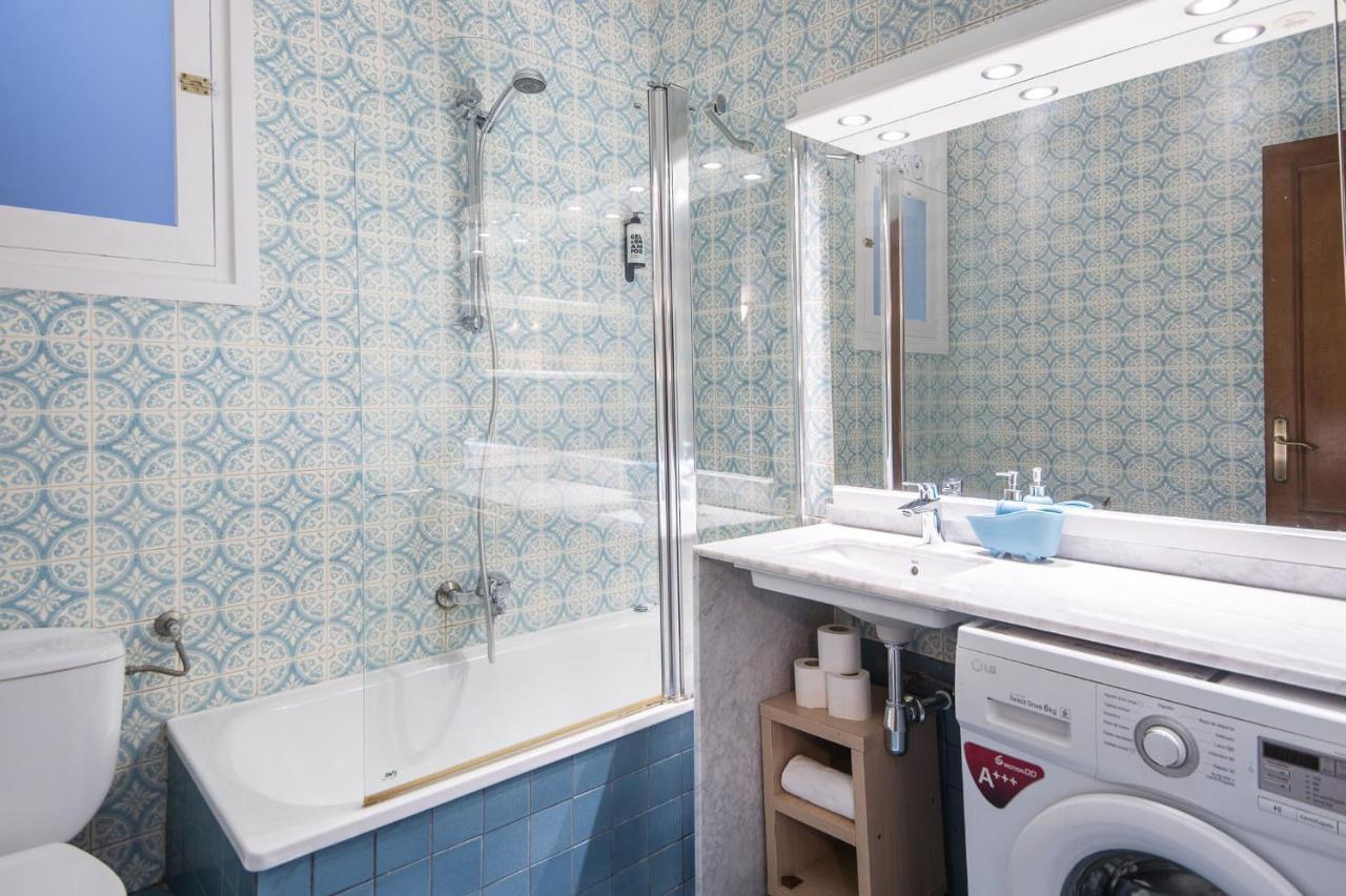 Spacious 3 Bed Apt In The Heart Of Sant Antoni Barcelone Extérieur photo